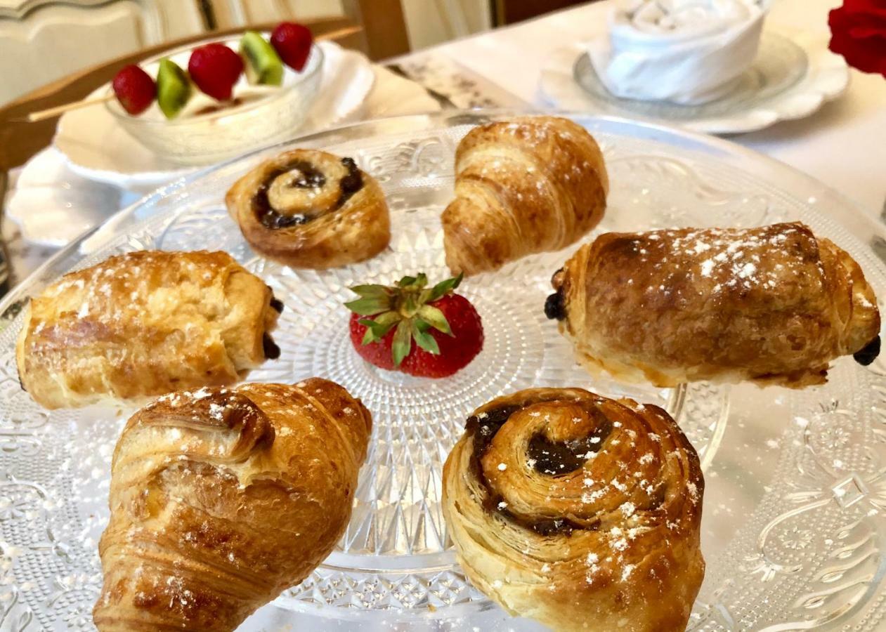 Navy & Co Bed & Breakfast Houesville Bagian luar foto